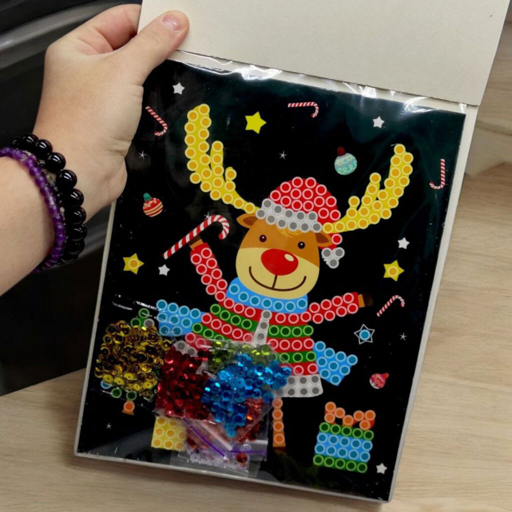 Мозаика из пайеток "Зимняя серия: Рождественский олень", Апельсин - № 2 Мозаика из пайеток "Зимняя серия: Рождественский олень", Апельсин - № 2