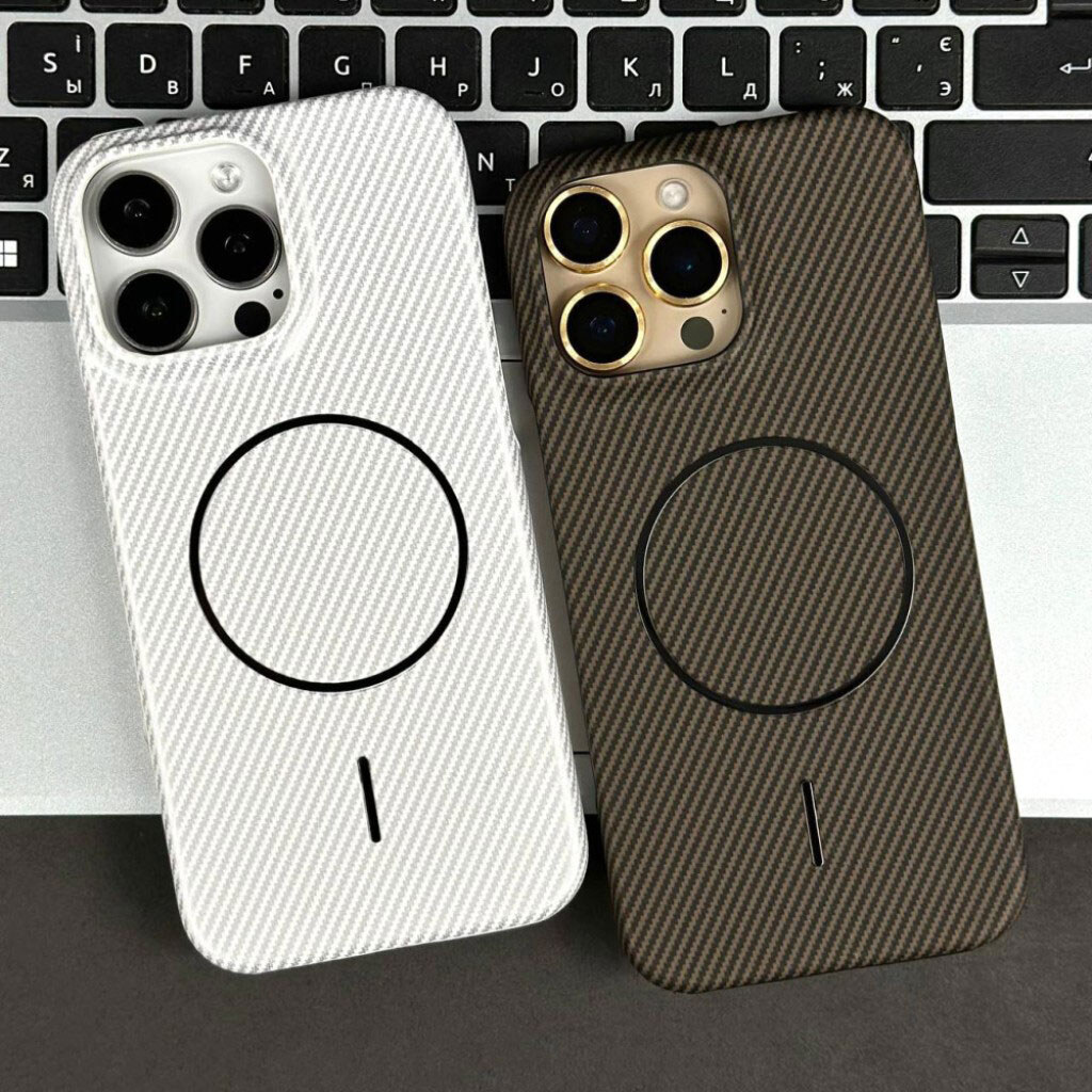 Чохол (накладка) Apple iPhone 15 Pro, Carbon, MagSafe, Чорний - № 11 Чохол (накладка) Apple iPhone 15 Pro, Carbon, MagSafe, Чорний - № 11