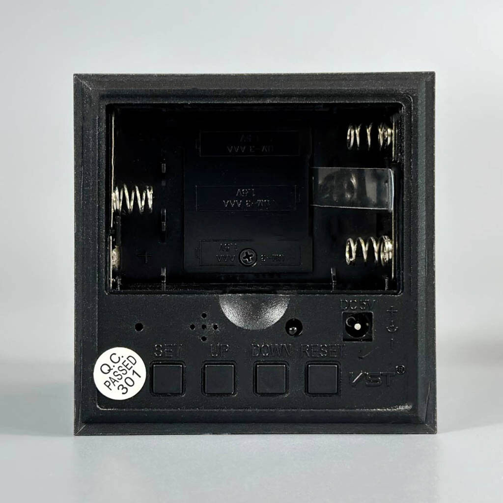 Часы VST-869-6, Черный - № 3 Часы VST-869-6, Черный - № 3