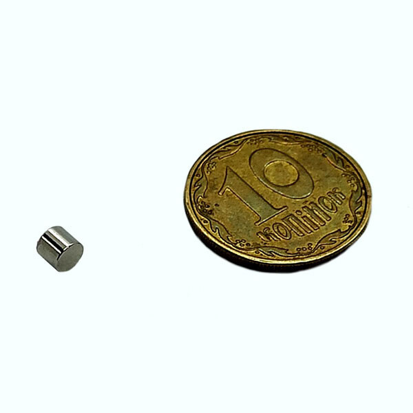 Магніт Magnet-3X3 - № 1 Магніт Magnet-3X3 - № 1