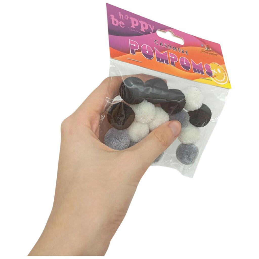 Помпоны, кашемировые 2см, 3 цвета, 15шт, Art Studio Of Happiness - № 2 Помпоны, кашемировые 2см, 3 цвета, 15шт, Art Studio Of Happiness - № 2
