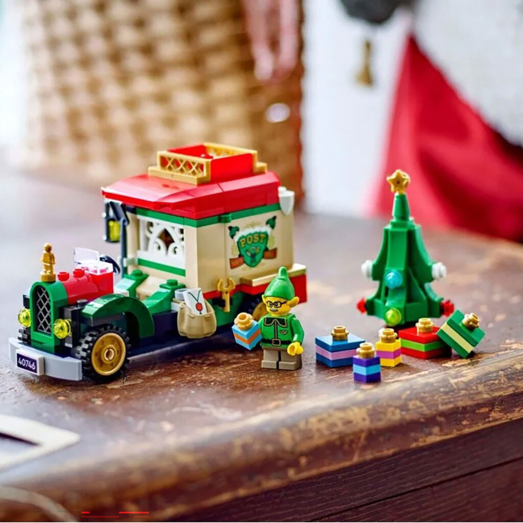 Конструктор LEGO "Вантажівка Санти" - № 6 Конструктор LEGO "Вантажівка Санти" - № 6