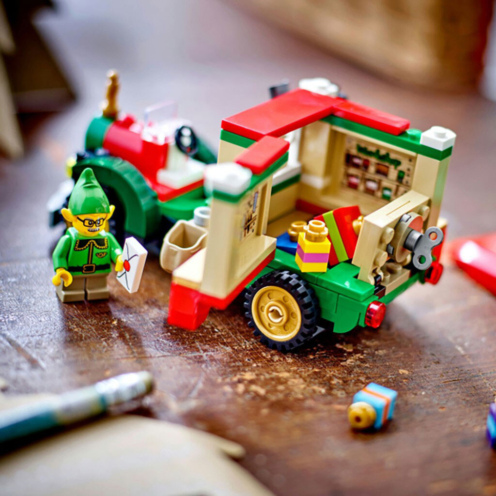 Конструктор LEGO "Вантажівка Санти" - № 7 Конструктор LEGO "Вантажівка Санти" - № 7