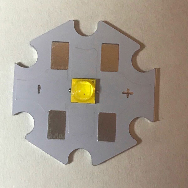 Светодиодный модуль XTEAWT-E0-CSUF-00000BLE3-STAR - № 1 Светодиодный модуль XTEAWT-E0-CSUF-00000BLE3-STAR - № 1