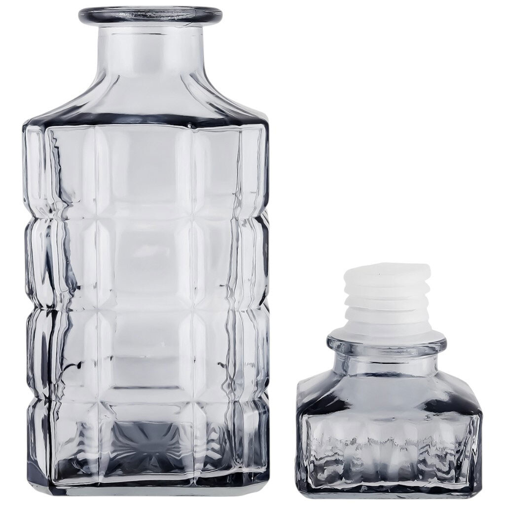 Графин для міцних напоїв скляний з кришкою - № 2 Графин для міцних напоїв скляний з кришкою - № 2