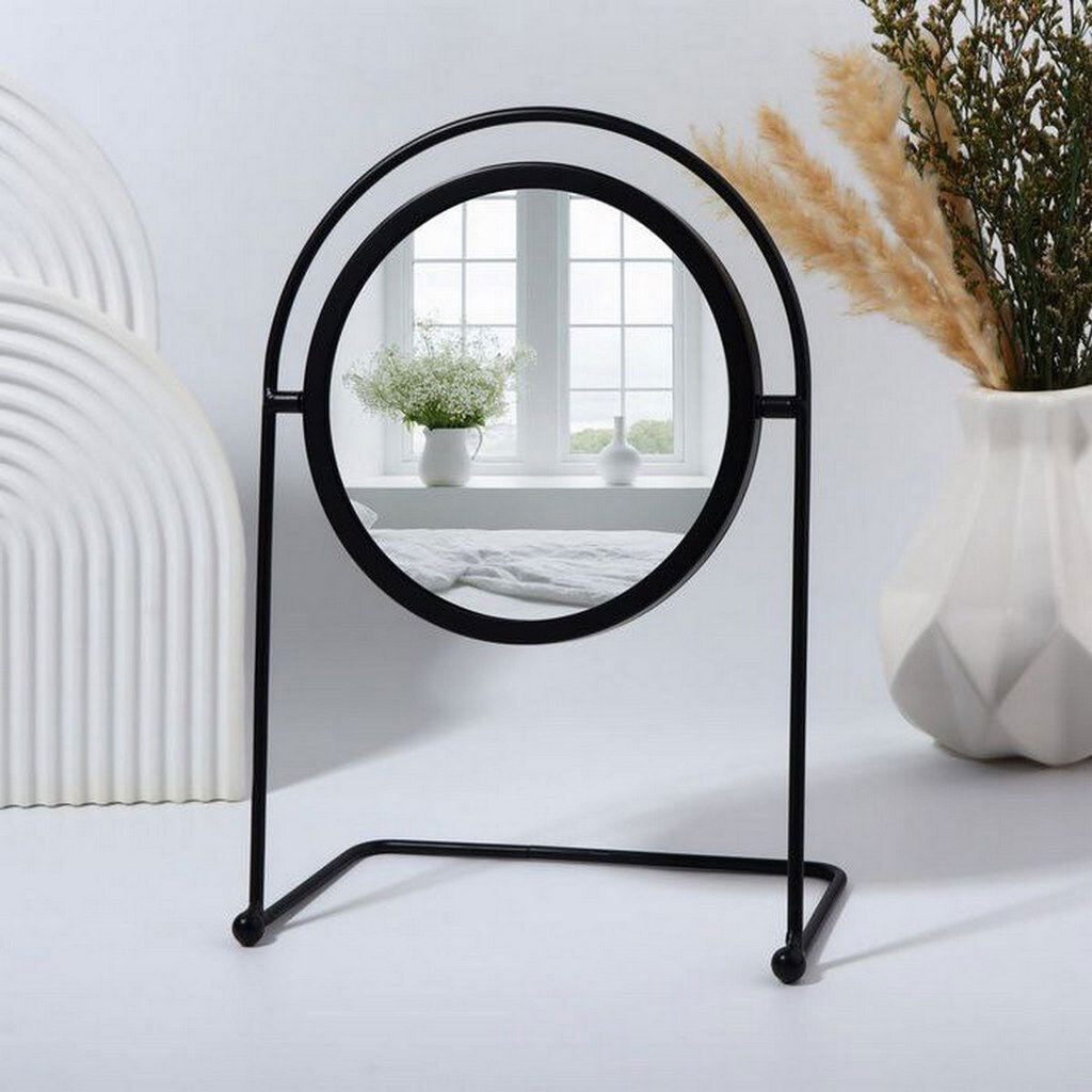 Дзеркало настільне кругле на металевій підставці d=14,5 см - № 2 Дзеркало настільне кругле на металевій підставці d=14,5 см - № 2