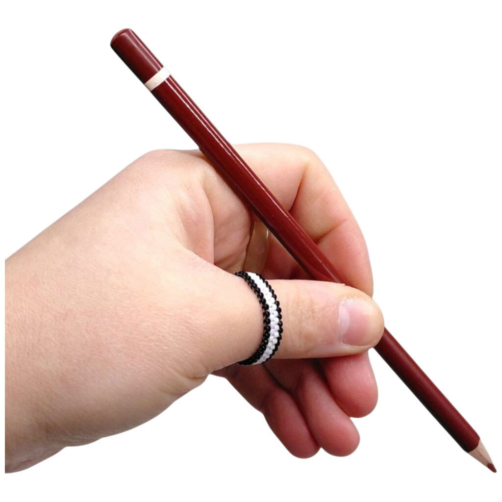 Олівці кольорові тригранні + точилка, 24 кольори, Школярик - № 2 Олівці кольорові тригранні + точилка, 24 кольори, Школярик - № 2