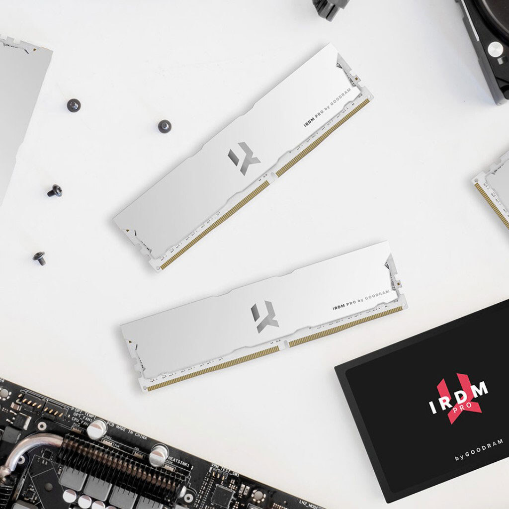 Модуль памяти Goodram Iridium Pro Hollow, 16 Гб. - № 4 Модуль памяти Goodram Iridium Pro Hollow, 16 Гб. - № 4
