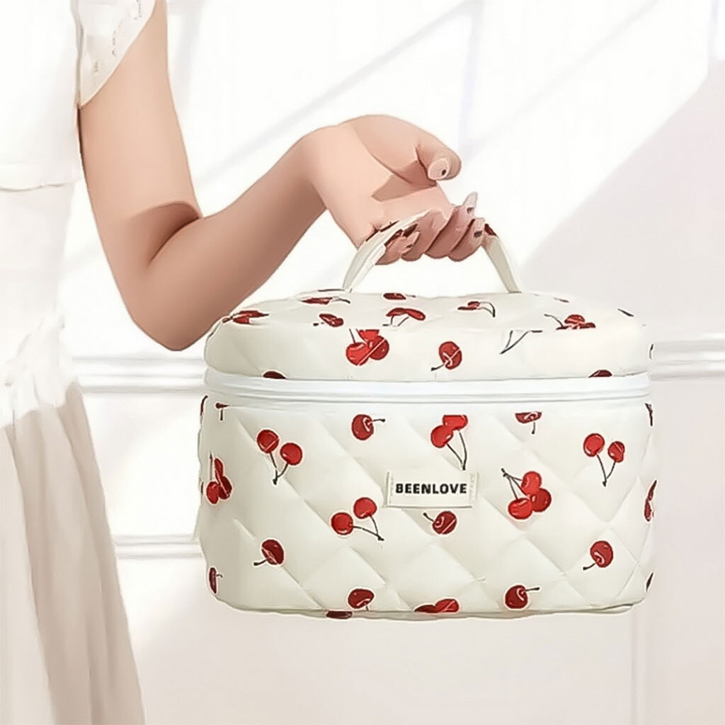 Женская косметичка текстильная с ручками "Вишни" - № 2 Женская косметичка текстильная с ручками "Вишни" - № 2