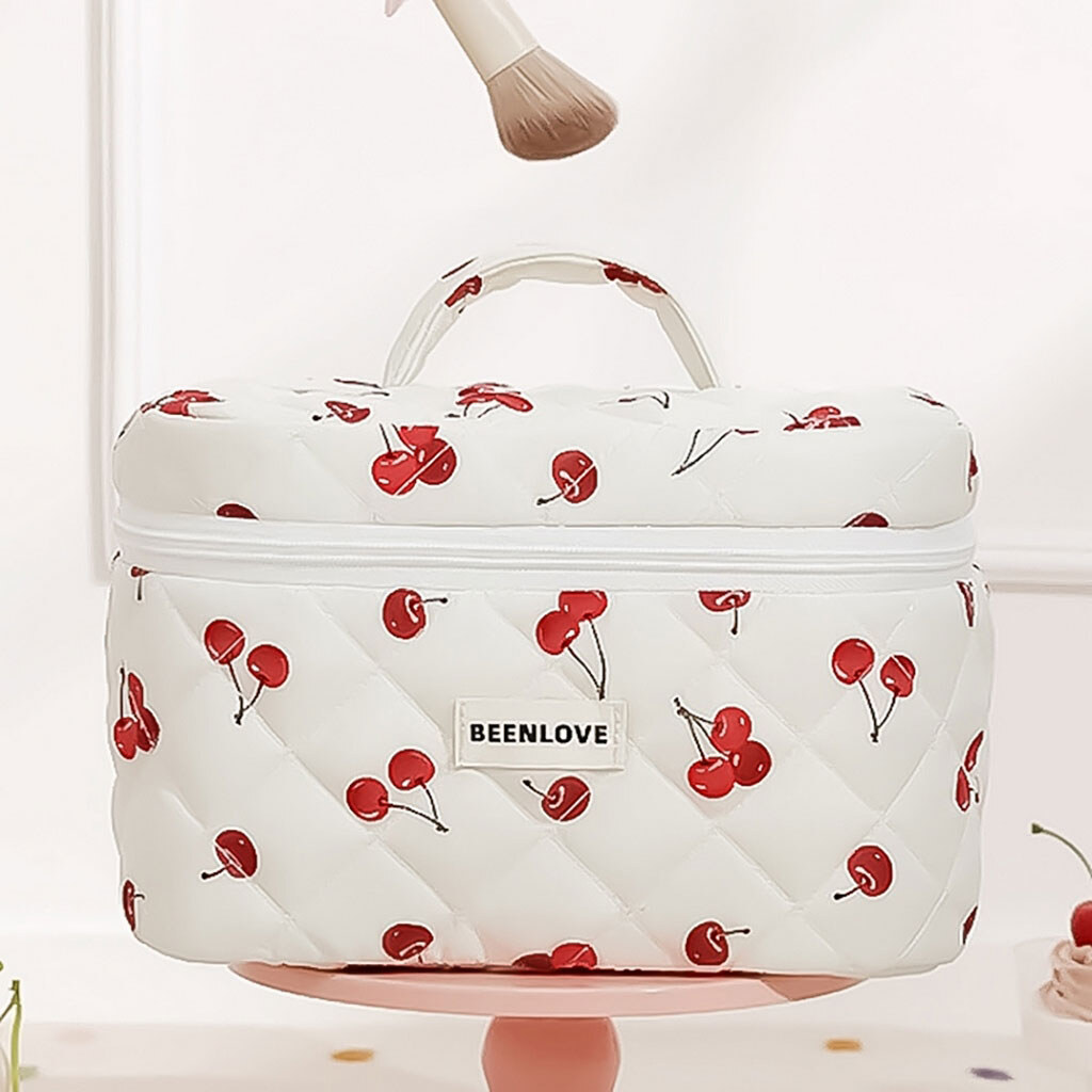 Женская косметичка текстильная с ручками "Вишни" - № 3 Женская косметичка текстильная с ручками "Вишни" - № 3