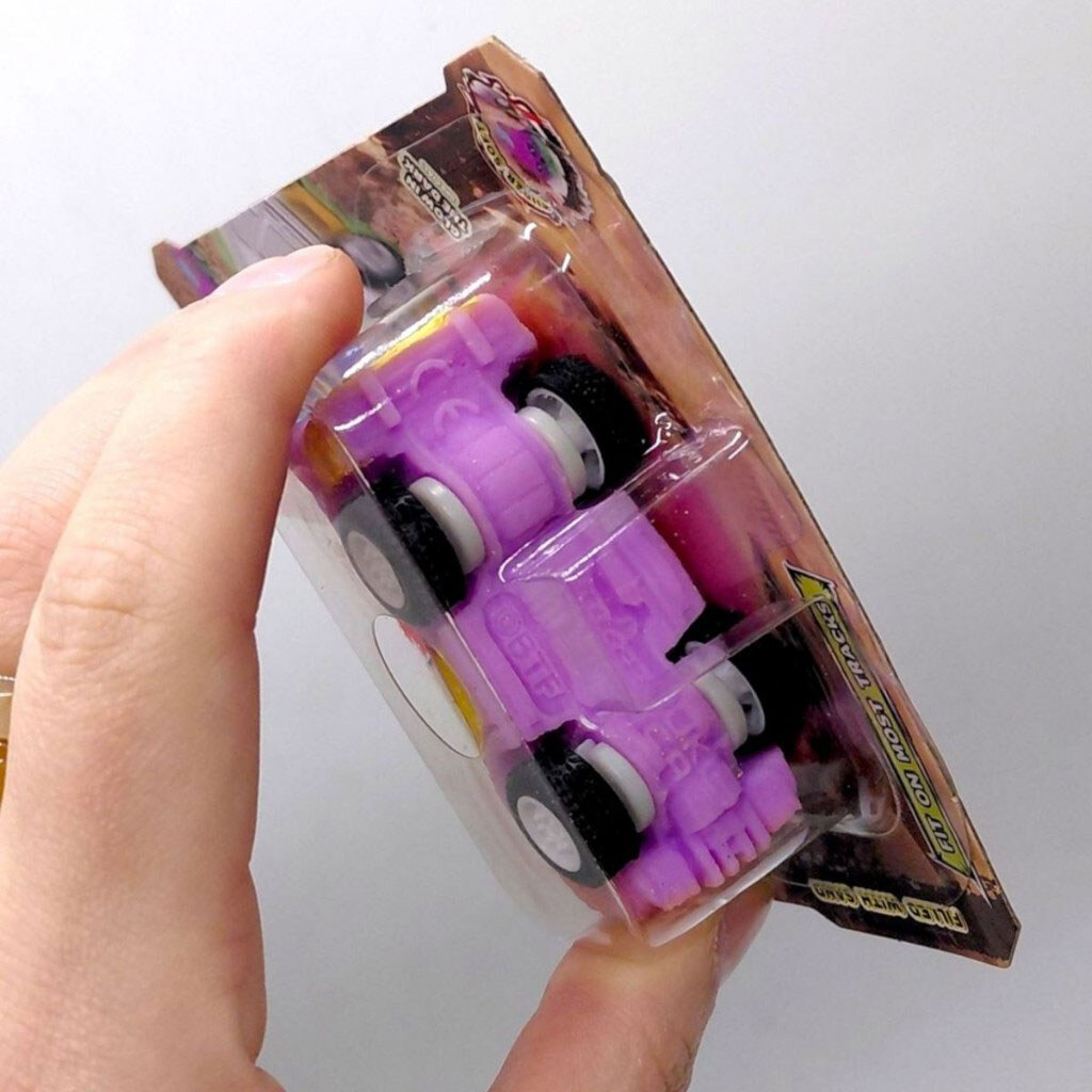 Машинка-тянучка серии "Horror: Wheeleezz", Mic - № 2 Машинка-тянучка серии "Horror: Wheeleezz", Mic - № 2