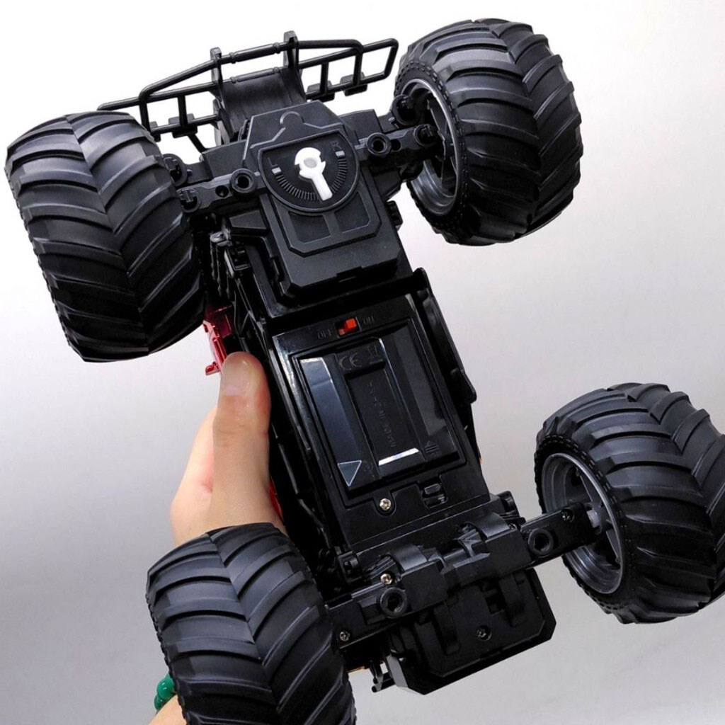 Машинка на радиоуправлении, большие колеса "Hummer", Mic - № 3 Машинка на радиоуправлении, большие колеса "Hummer", Mic - № 3
