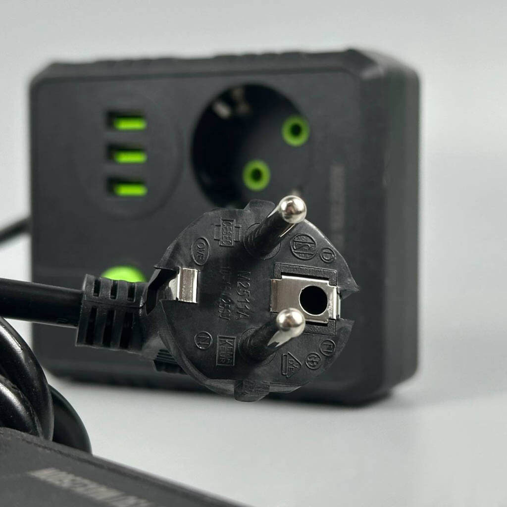 Сетевой удлинитель UA Power F13U, 2.0 м., Черный - № 4 Сетевой удлинитель UA Power F13U, 2.0 м., Черный - № 4