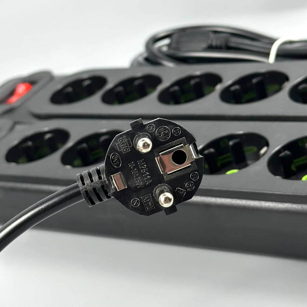 Сетевой удлинитель UA Power F25U, 6.0 м., Черный - № 4 Сетевой удлинитель UA Power F25U, 6.0 м., Черный - № 4