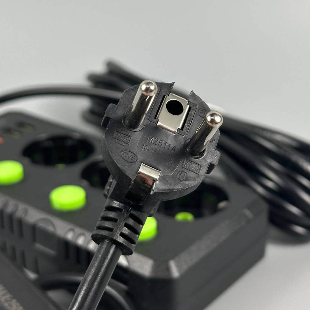 Сетевой удлинитель UA Power F53U, 4.0 м., Черный - № 3 Сетевой удлинитель UA Power F53U, 4.0 м., Черный - № 3