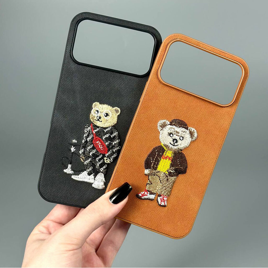 Чехол (накладка) Apple iPhone 16 Pro Max, Teddy Bear Embroidered, Синий - № 16 Чехол (накладка) Apple iPhone 16 Pro Max, Teddy Bear Embroidered, Синий - № 16