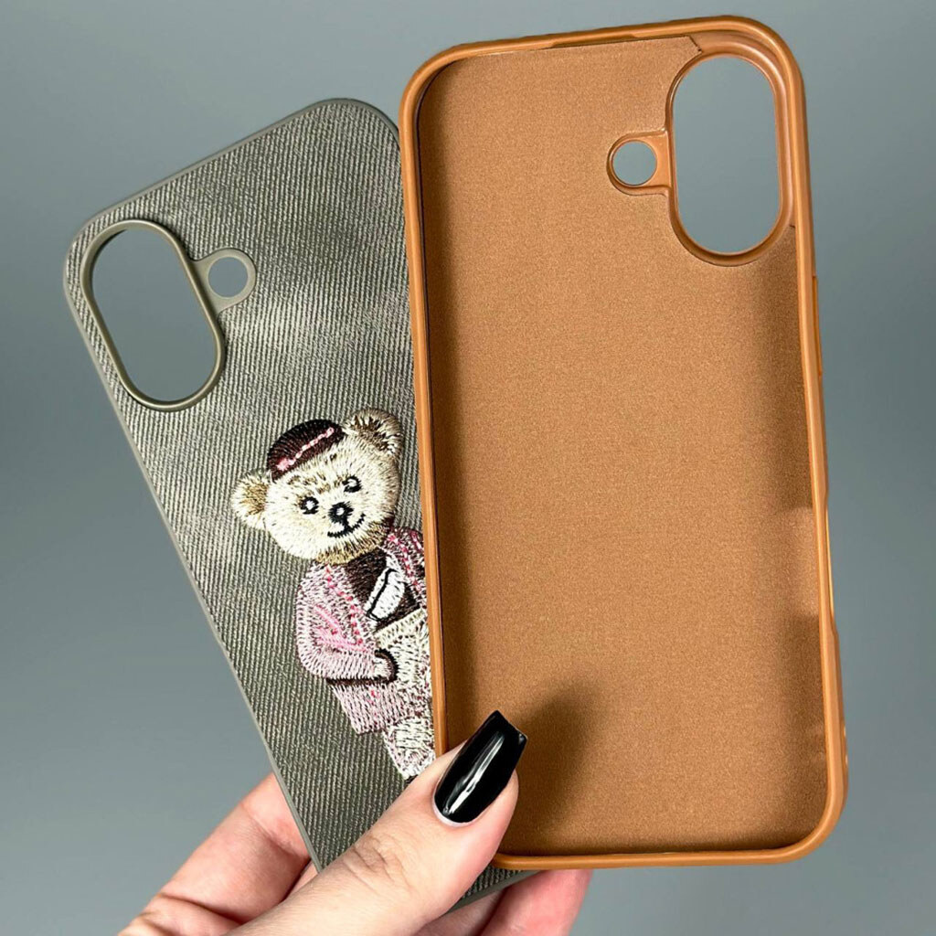 Чехол (накладка) Apple iPhone 16 Pro Max, Teddy Bear Embroidered, Синий - № 19 Чехол (накладка) Apple iPhone 16 Pro Max, Teddy Bear Embroidered, Синий - № 19