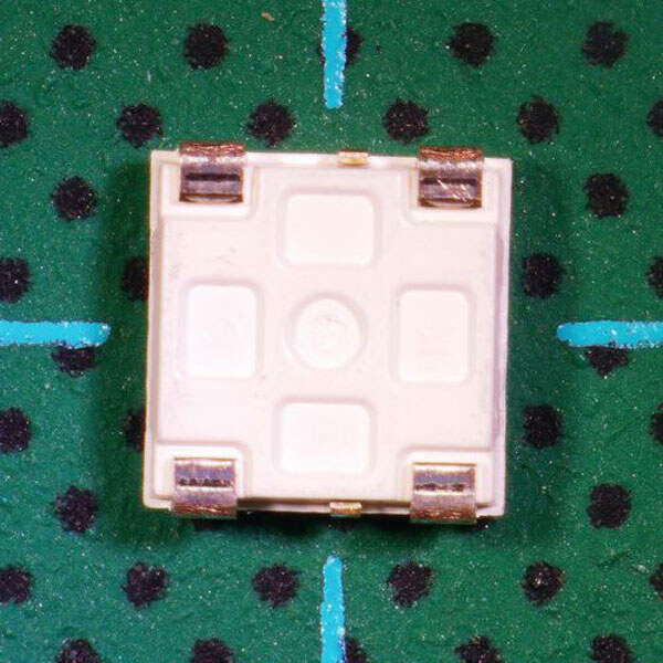Светодиод SMD 5050 SK6812 WWA 4pin - № 2 Светодиод SMD 5050 SK6812 WWA 4pin - № 2