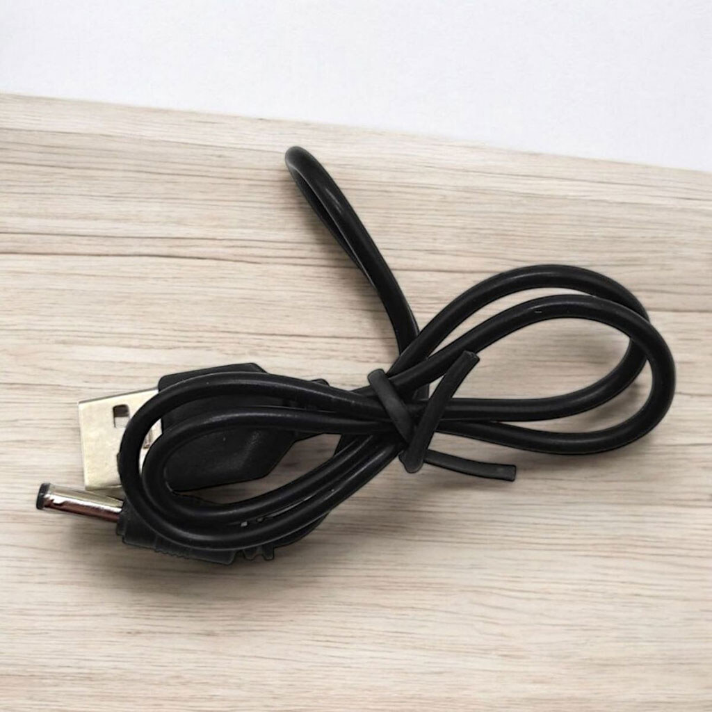 Вентилятор, встроенный аккумулятор, USB-кабель, в коробке, с желтой серединкой, Mic - № 4 Вентилятор, встроенный аккумулятор, USB-кабель, в коробке, с желтой серединкой, Mic - № 4