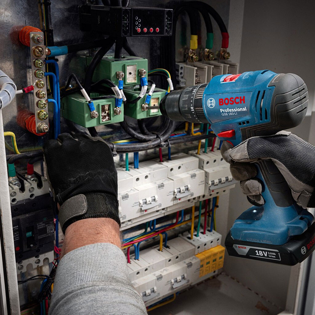 Дрель-шуруповерт Bosch Professional GSB 183-LI, Синий - № 7 Дрель-шуруповерт Bosch Professional GSB 183-LI, Синий - № 7