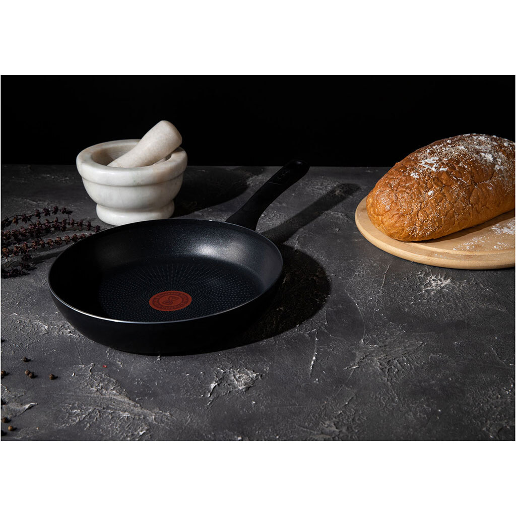 Сковорода Tefal Resist Essential C3940432, Чорний - № 6 Сковорода Tefal Resist Essential C3940432, Чорний - № 6