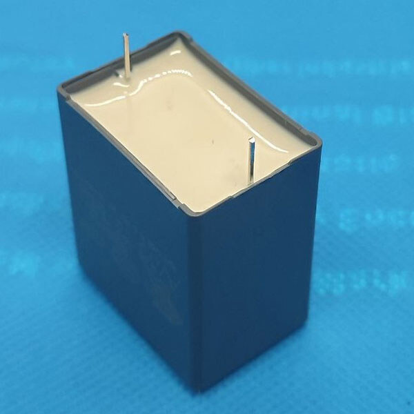 Конденсатор поліпропіленовий клас X2-MKP (CLASS X2-MKP) 4,7mkf-275 VAC (±20%) P:27,5mm - № 1 Конденсатор поліпропіленовий клас X2-MKP (CLASS X2-MKP) 4,7mkf-275 VAC (±20%) P:27,5mm - № 1