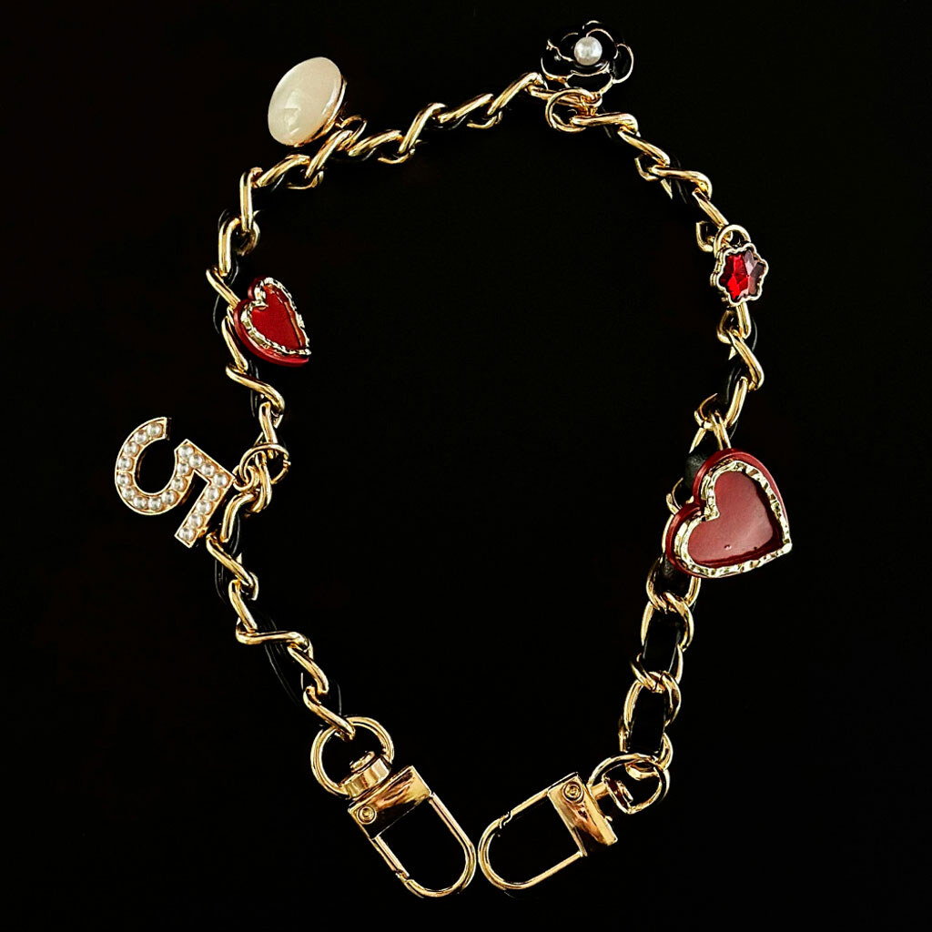 Ремешок-браслет Luxury Charm 3 - № 1 Ремешок-браслет Luxury Charm 3 - № 1