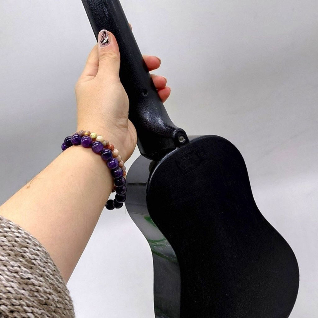 Гитара, 16,5х6х53,5см, медиатор, 4 струны, в чехле, Mic, Коричневый - № 3 Гитара, 16,5х6х53,5см, медиатор, 4 струны, в чехле, Mic, Коричневый - № 3