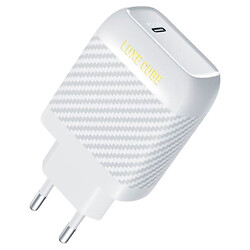 СЗУ Luxe Cube Dynamic, 3.0 A, Белый