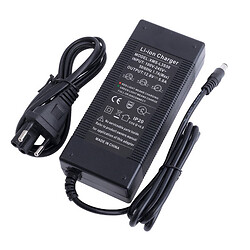 Charger 12,6V/5A 3S