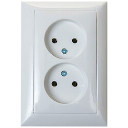 Розетка подвійна без заземлення вбудована LUNO біла