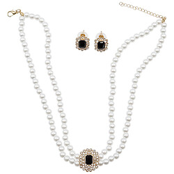 Набір біжутерії жіночий: сережки, намисто