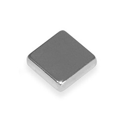 Неодимовый магнит прямоугольник L10*W10*H3 N38 (усилие 1,5 кг)