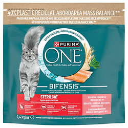 Сухой корм для взрослых кошек Purina ONE Sterilcat с лососем, 1,4 кг