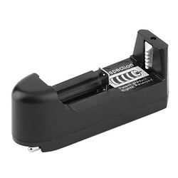 Зарядний пристрій для акумуляторів 18650-Charger