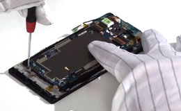 Розбирання HTC Windows Phone 8X із заміною дисплея та сенсорного скла - 15 | Vseplus