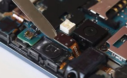 Разборка Samsung i9105 и замена экрана с тачскрином - 5 | Vseplus