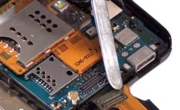 Разборка Sony Ericsson Xperia RAY ST18i и замена дисплейного модуля - 4 | Vseplus