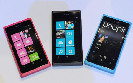 Заміна камери в телефоні Nokia Lumia 800 не є проблемою - 2 | Vseplus