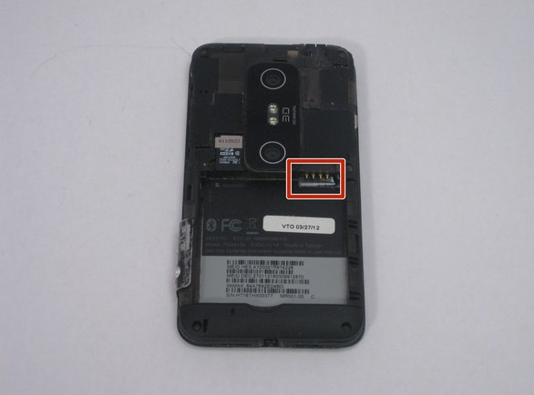 Замена батареи в HTC X515m EVO 3D G17 - 8 | Vseplus