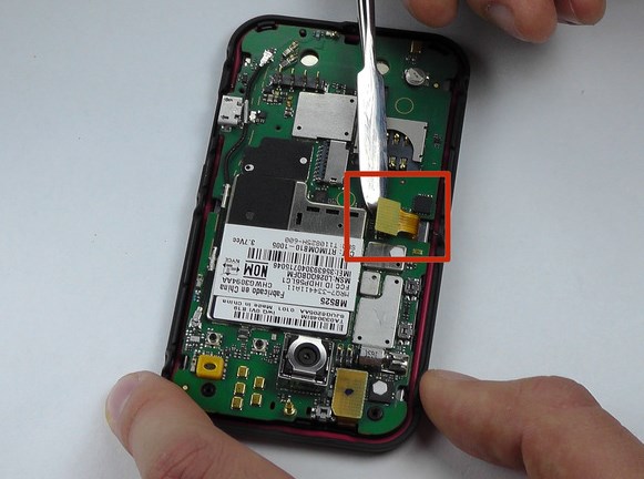 Замена экрана в Motorola MB525 Defy - 14 | Vseplus