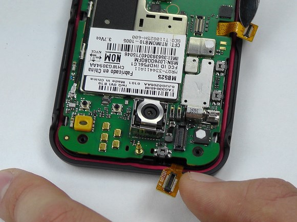 Заміна екрану в Motorola MB525 Defy - 18 | Vseplus