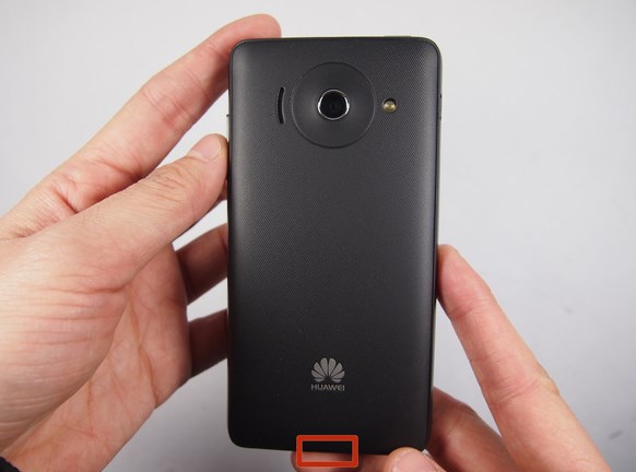 Замена SIM карты в Huawei U8833 Ascend Y300 - 2 | Vseplus