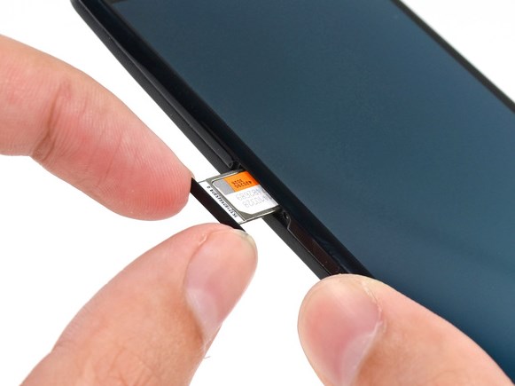 Замена дисплея в Motorola XT1052 Moto X - 4 | Vseplus