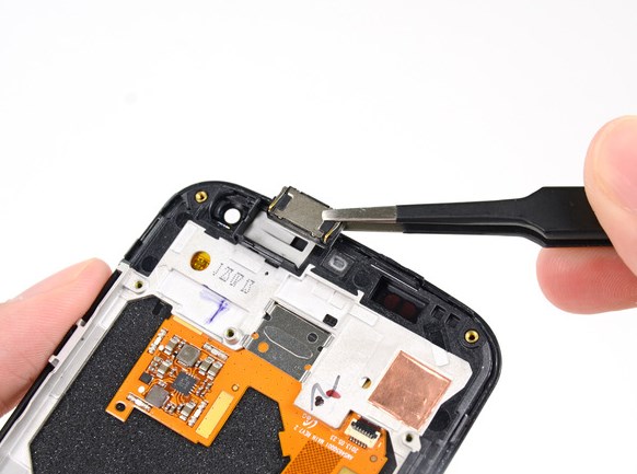 Замена дисплея в Motorola XT1052 Moto X - 106 | Vseplus