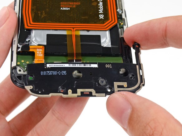 Замена батареи в Motorola XT1052 Moto X - 55 | Vseplus