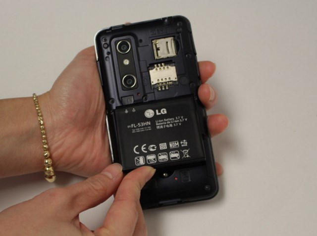 Замена экрана в LG P720 Optimus 3D max / P725 Optimus 3D max - 5 | Vseplus