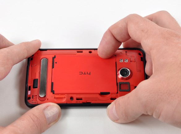 Замена передней панели в HTC A9292 EVO 4G - 4 | Vseplus