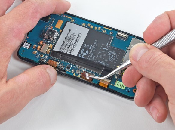 Замена дисплея в HTC A9292 EVO 4G - 27 | Vseplus