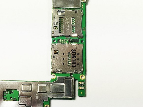 Пристрій зчитування SIM картки у Huawei Ascend P6 - 5 | Vseplus